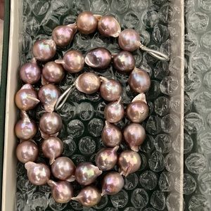 NWT Gorgeous purple rainbow Keshi Kasumi pearl strands